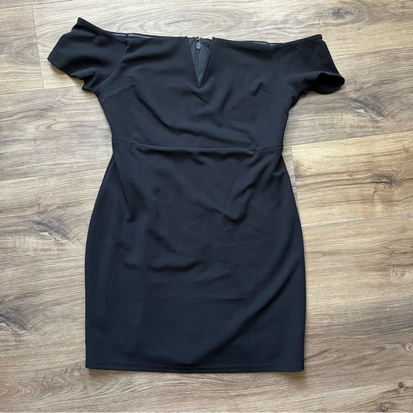 LuLus Off The Shoulder Little Black Mini Dress DAE23607HL Women’s Large BodyCon - Picture 2 of 9